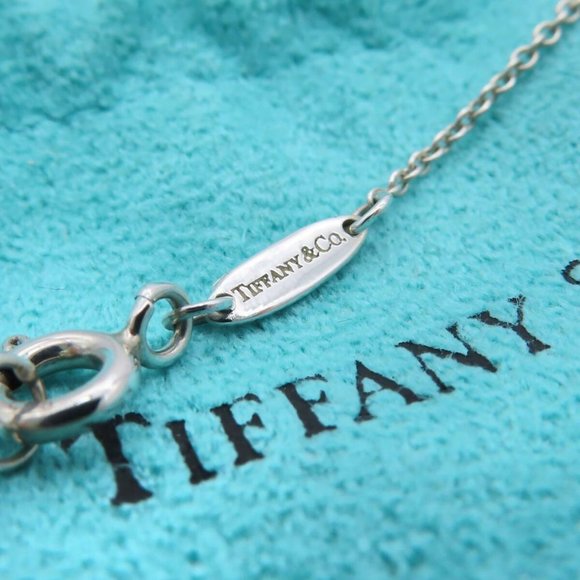 RARE!! LIKE NEW!! Beautiful Tiffany & Co. Sterling Silver Mom Necklace - Picture 4 of 4
